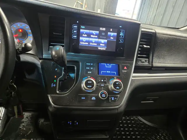 2015 TOYOTA SIENNA SE - 8 PASSAGERS(RARE) - FINANCEMENT RAPIDE - Photo 16