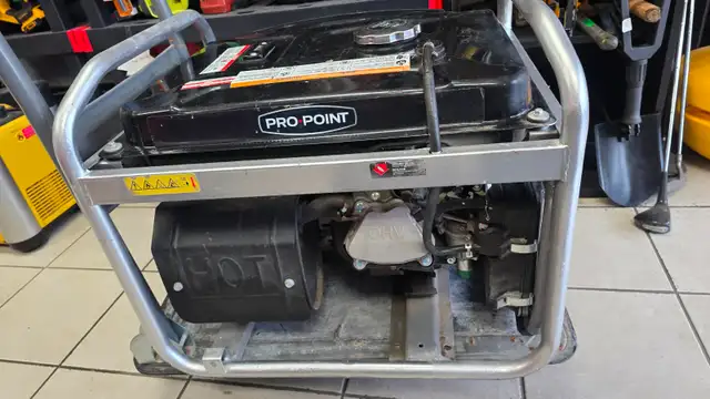 Pro.Point 5,950W Gasoline Generator with Electric Start