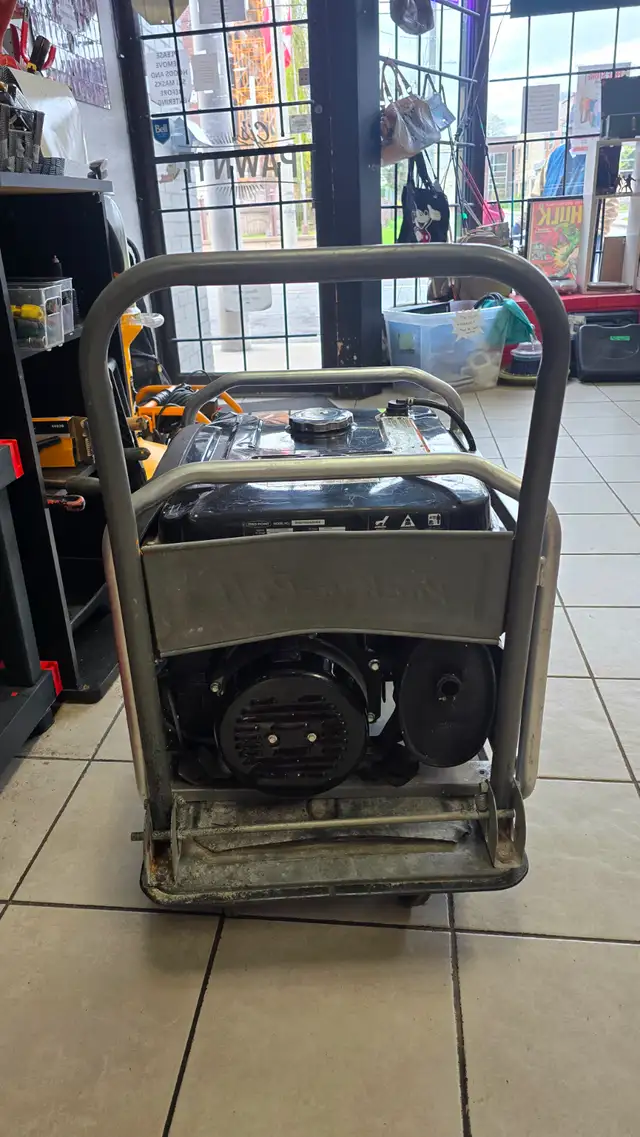 Pro.Point 5,950W Gasoline Generator with Electric Start - Photo 3