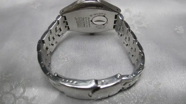 VERY COOL SWATCH WATCH IRONY BIG FARWAYS SUPER BLUE DIAL - Photo 8