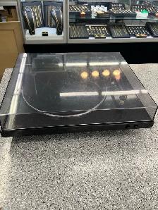 Denon DP-300F Belt Drive Turntable - Photo 2