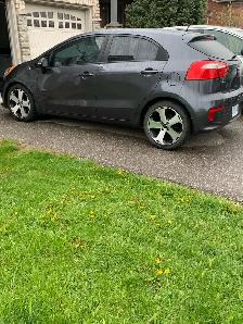 2016 Kia Rio SX Hatchback PREMIUM TRIM - Photo 4