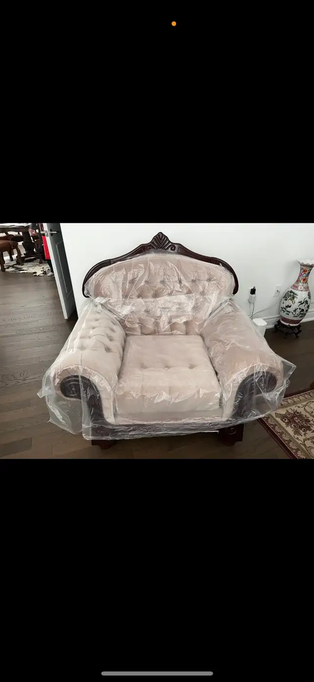Sofa for sale brand new - Photo 2