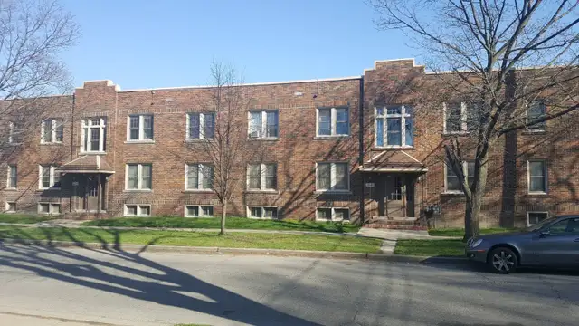Ontario and Lincoln - 2 bedroom apartment contact 519-566-8228