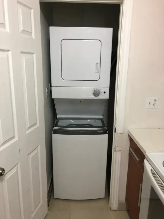 Ontario and Lincoln - 2 bedroom apartment contact 519-566-8228 - Photo 14