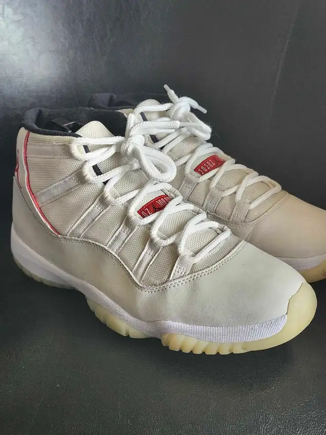 JORDAN 11'S 'PLATINUM TINT ' MEN'S SIZE 11 US