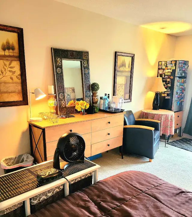 WESTERN/WINDERMERE EXECUTIVE SHARED INCLUSIVE FURNISHED-MAY/JUNE - Photo 10
