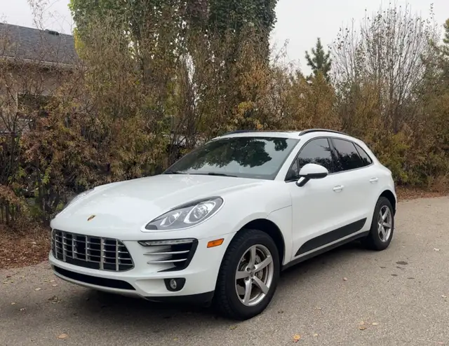 2015 Porsche Macan S - Sport Chrono