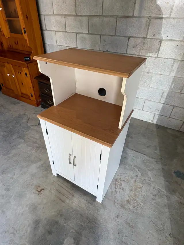 Free delivery used White and Wood Kitchen Microwave Cart - Photo 3