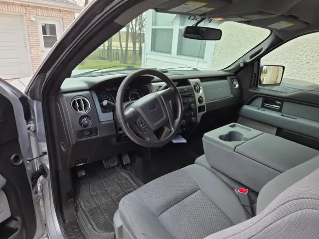 2012 F150 XLT - Photo 5