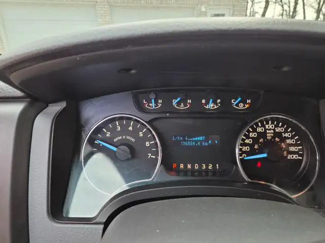 2012 F150 XLT - Photo 10