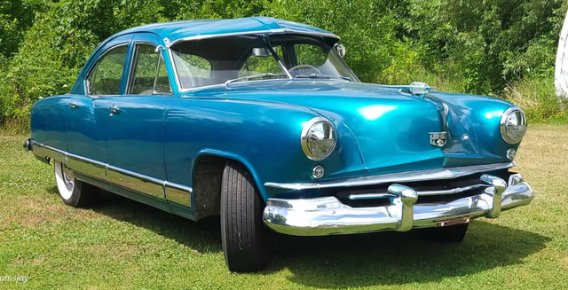 1951 Kaiser Deluxe