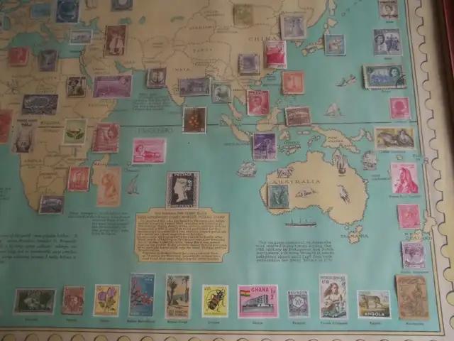 STAMP MAP OF THE WORLD by ERNEST DUDLEY CHASE  $85. - Photo 3