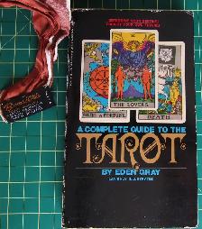 1JJ Swiss Tarot cards with books - Photo 6