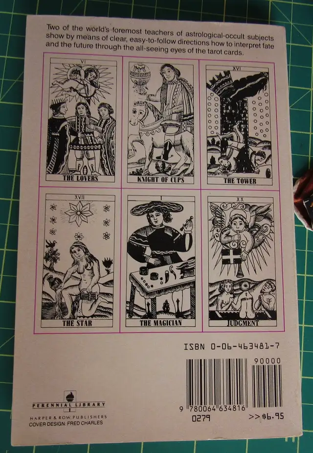 1JJ Swiss Tarot cards with books - Photo 8
