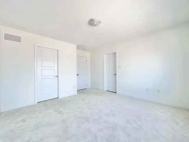 Premium 3 BR / 2.5 BA Home for Lease (July 1) – Port Crescent, W - Photo 9