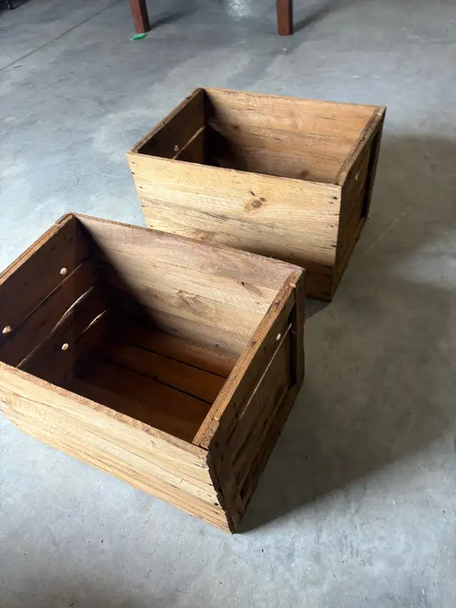 Free delivery used vintage Wooden Crates (Set of 2) - Photo 5
