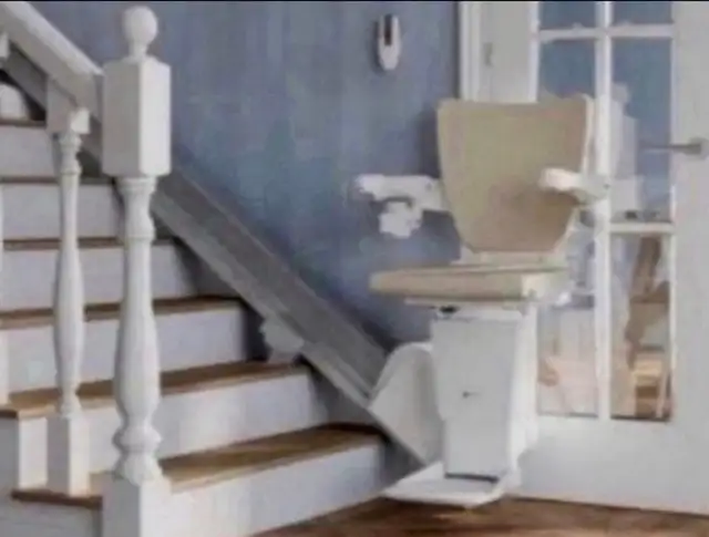 Stairlift Handicare 1100 Model 2 AVAILABLE
