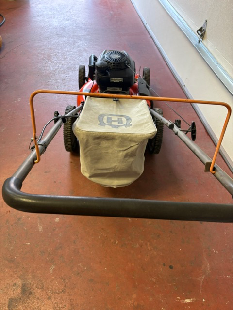 Lawn Mower - Photo 4