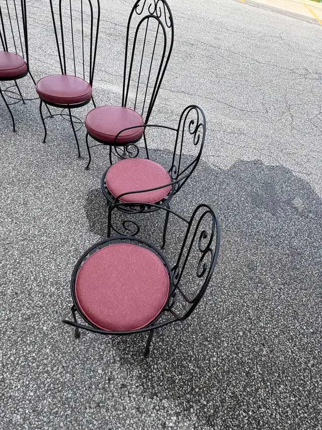 Free delivery used Set of 6 Vintage Wrought Iron Chairs - Photo 9