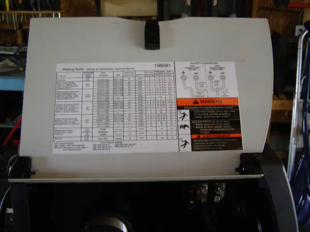 Hobart Handler 175 mig welder. - Photo 3