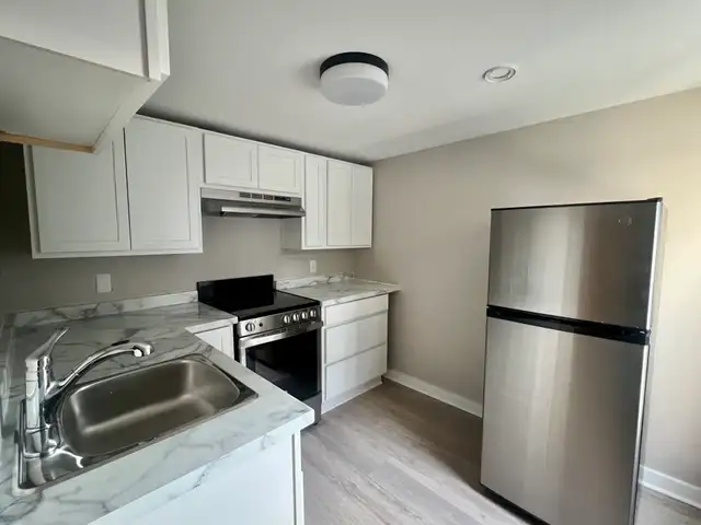Newly Renovated Building – 2 bedroom available Now - Photo 12