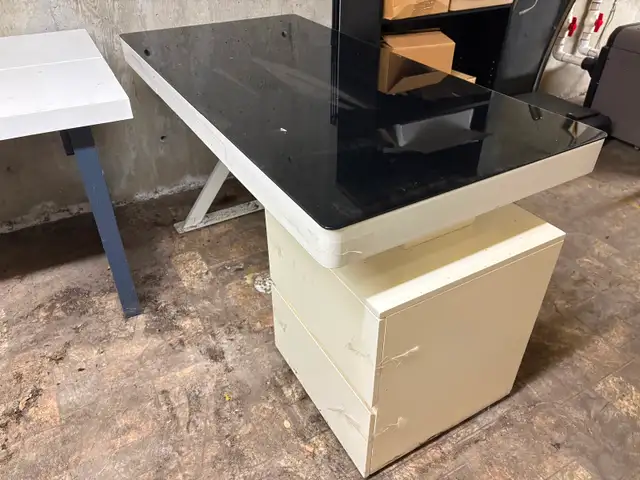 Free Furniture