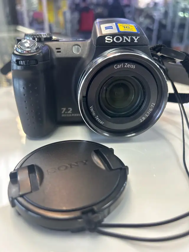 Sony DSC-H5 7.2MP digital camera - Photo 2