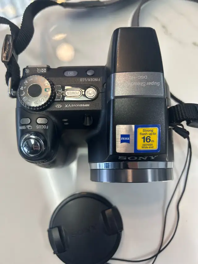 Sony DSC-H5 7.2MP digital camera - Photo 3