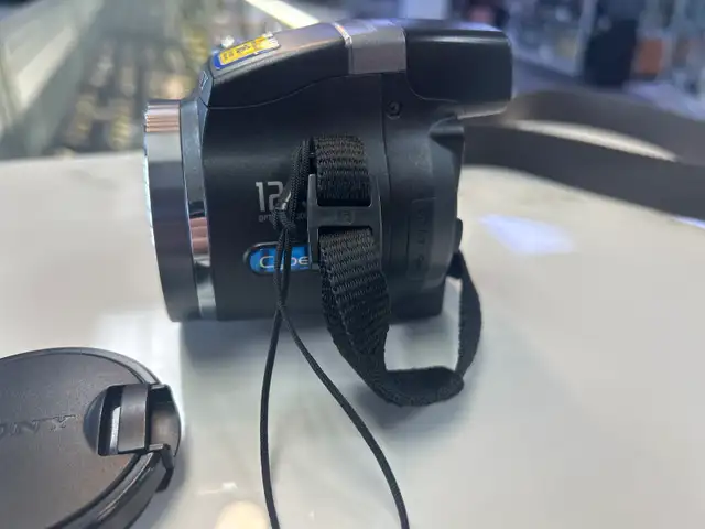 Sony DSC-H5 7.2MP digital camera - Photo 4