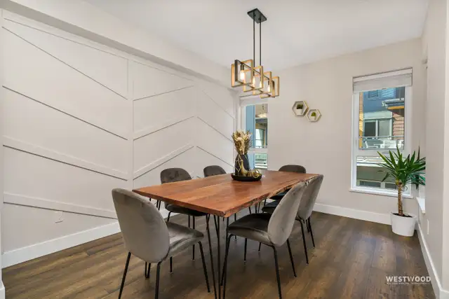 Developers own unit. Townhouse with unmatched features! - Photo 4