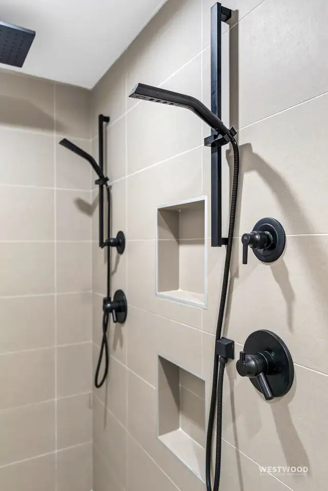 Developers own unit. Townhouse with unmatched features! - Photo 13