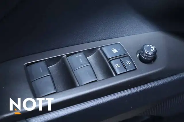 2021 TOYOTA CAMRY SE - | All Wheel Drive | 2 Set of Tires/Wheels - Photo 10