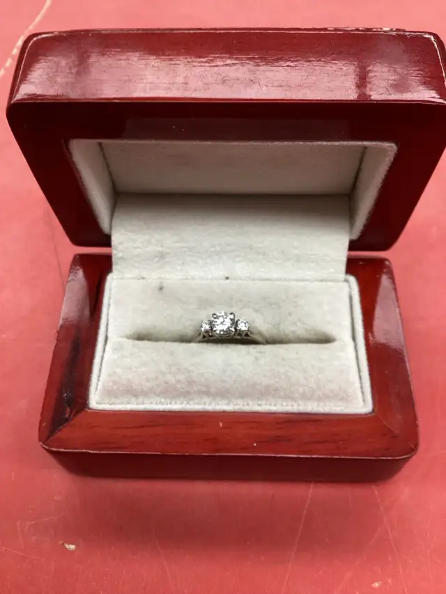 bague en or 14k avec évaluation