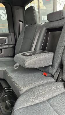 2021 Dodge RAM 1500 Classic Warlock Crew Cab - Photo 7