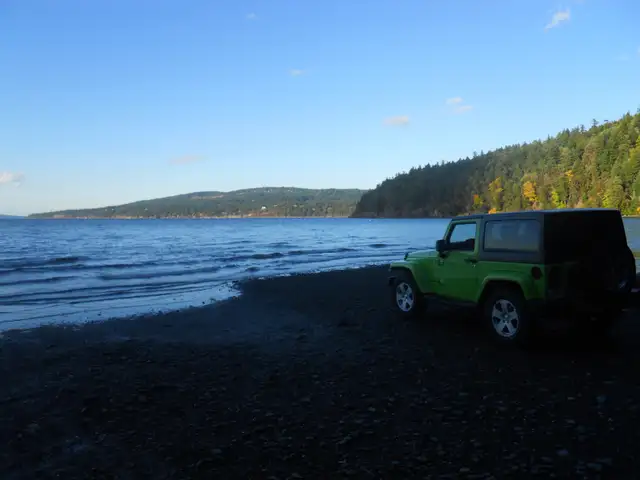 2012 Jeep Wrangler Sahara 2D Utility 4WD - Photo 7