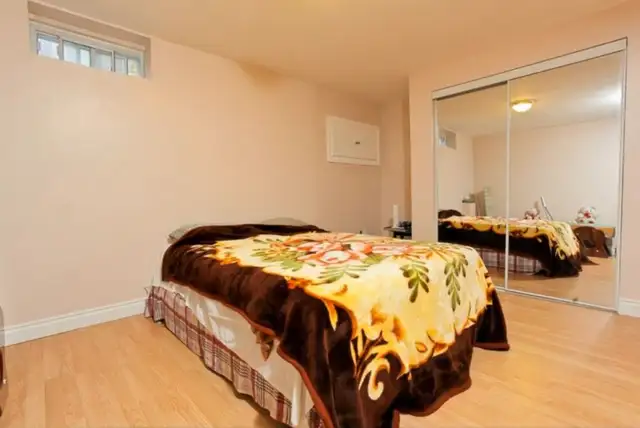 Basement For Rent Pickering - Photo 10