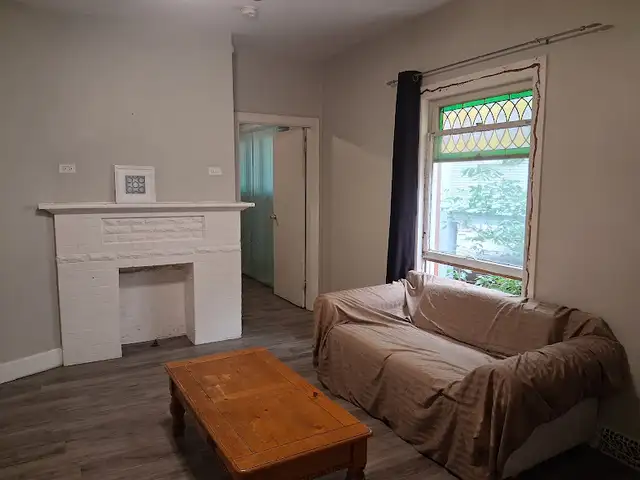 (DOWNTOWN)  Spacious 2-Bedrooms Apartment, Furnished, Quiet! - Photo 3