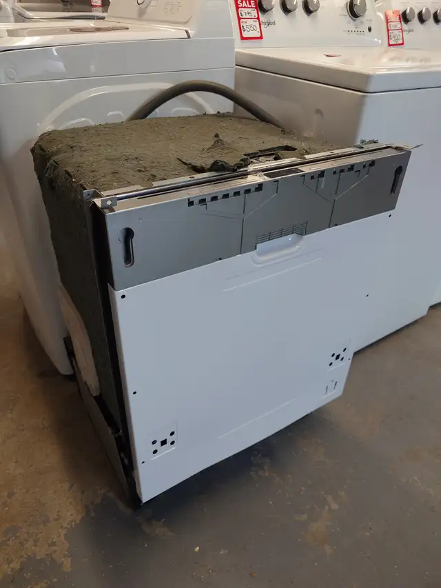 Whirlpool '24' Panel Ready Dishwasher on Sale‼️ - Photo 2