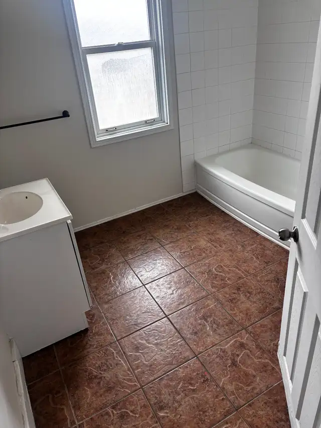 House for Rent - Photo 4