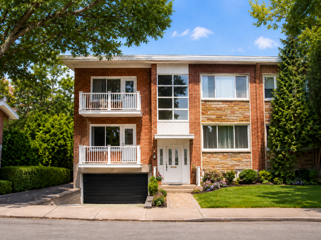 Spacious 7½ Duplex for Rent – Côte-Saint-Luc