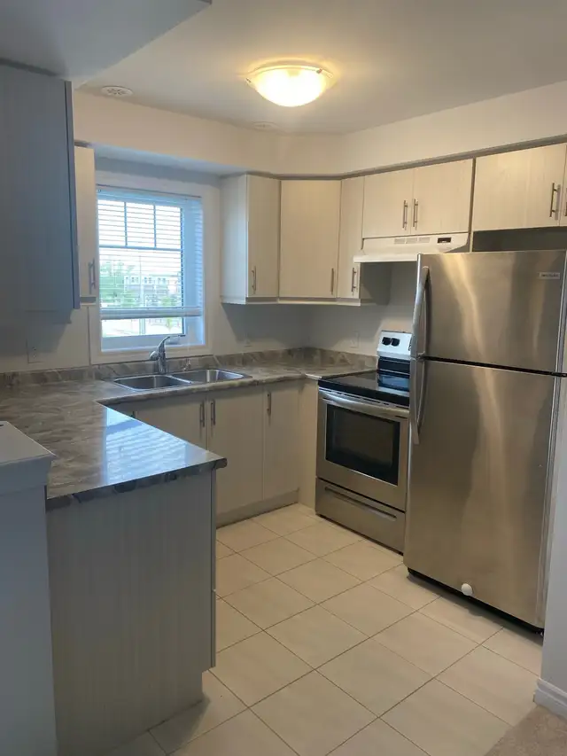 June 1-Oshawa House Rental - Photo 3