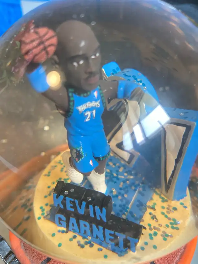 Minnesota Timberwolves Collectible - Photo 2