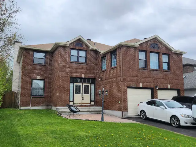 Opportunity for Investors - Executive 4 1 bdrm & 3.5 bathrm home