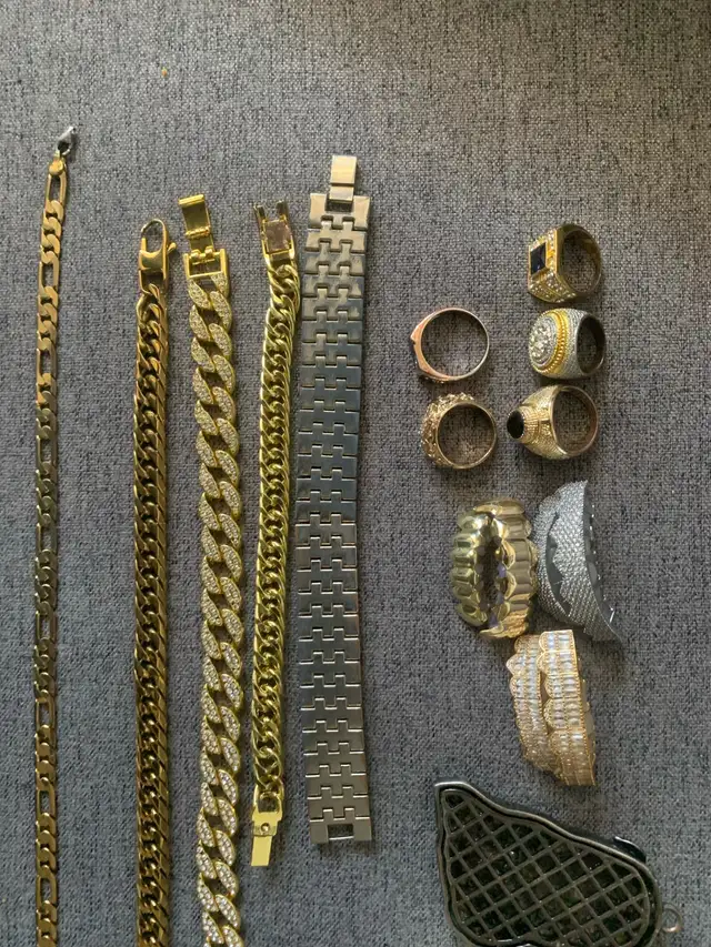 costume jewelry - Photo 5