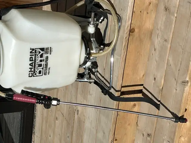Chapin Sprayers - Photo 2