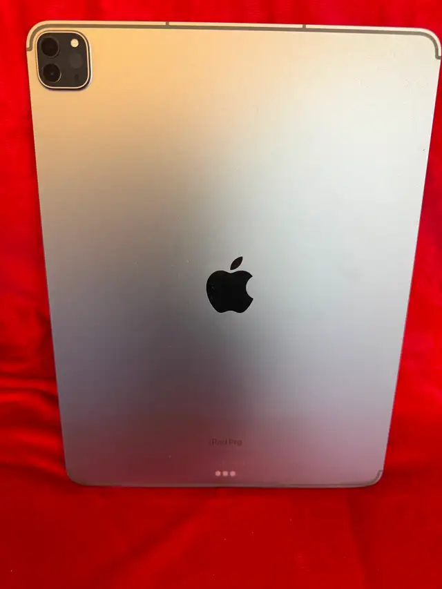 12.9' iPad Pro Wi-Fi   Cellular 256GB 6th Gen W Box Charger - Photo 4