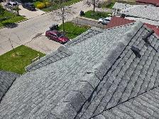 ROOFING CREWS