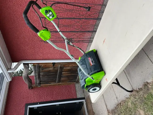 Greenworks Dethatcher - Photo 2