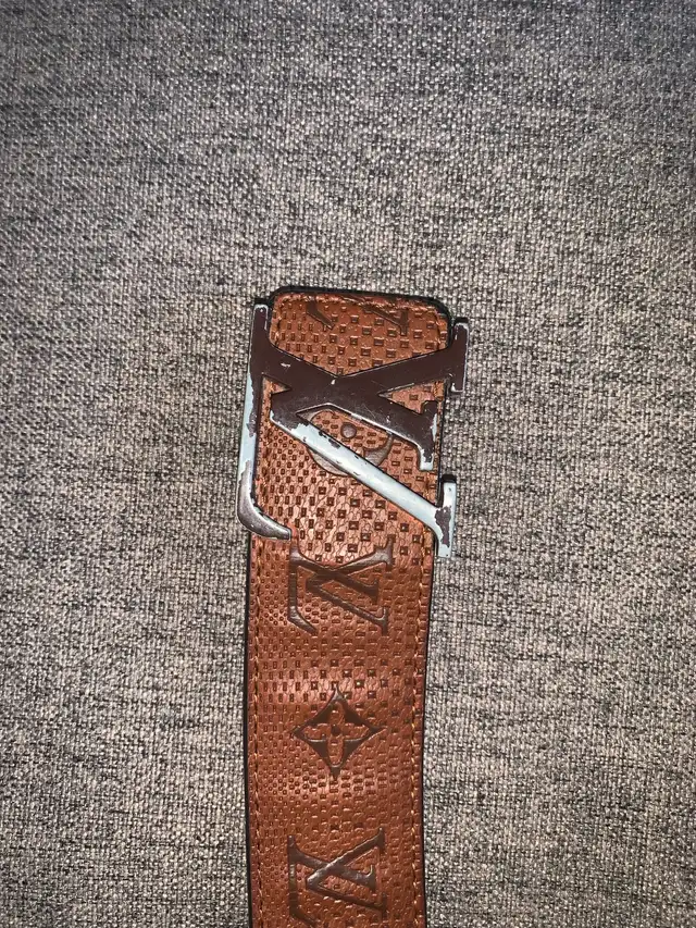 Louie Vuitton men belt - Photo 9